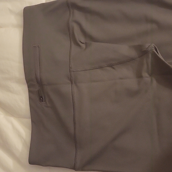 ✨️NWOT✨️ Lululemon Leggings - Picture 3 of 6